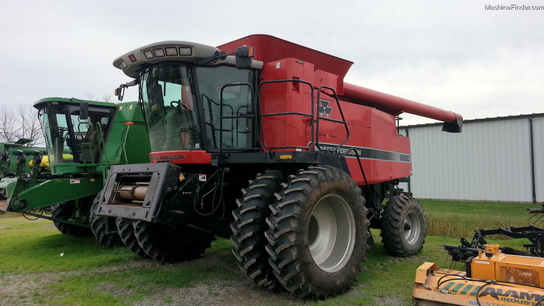 2004 Massey - Ferguson 9690
