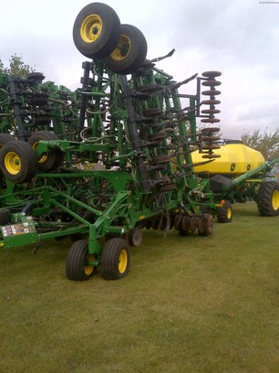 2010 John Deere 1835