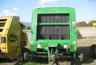 2001 John Deere 567