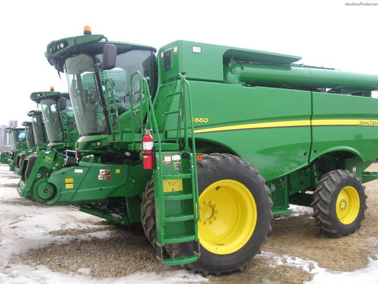 2012 John Deere S660