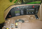 2004 John Deere 8220