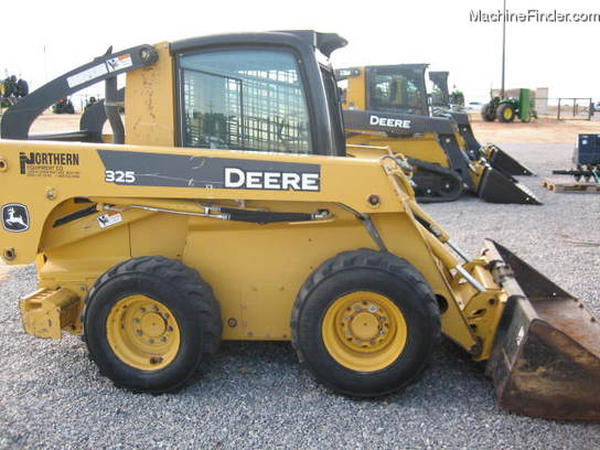 2008 John Deere 325