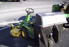  John Deere F525