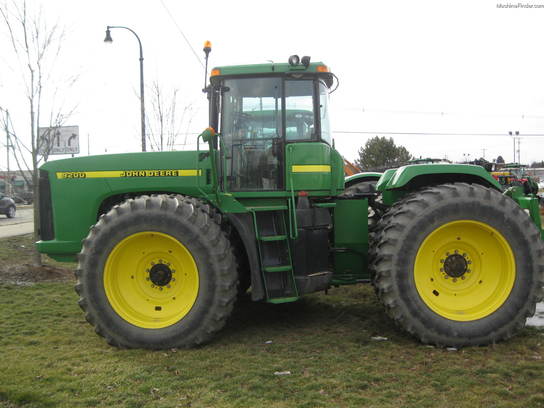1999 John Deere 9200