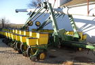 1996 John Deere 7200