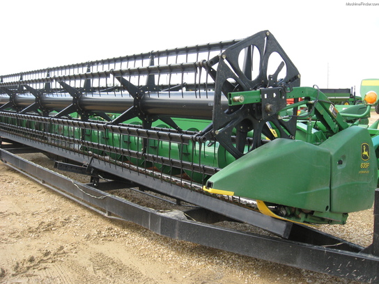 2006 John Deere 635F