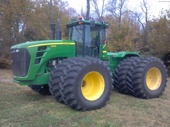 2011 John Deere 9430
