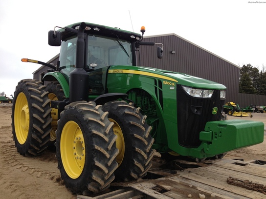 2011 John Deere 8360R