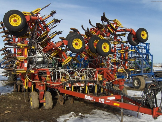 1998 Bourgault 5710