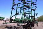 1998 John Deere 680