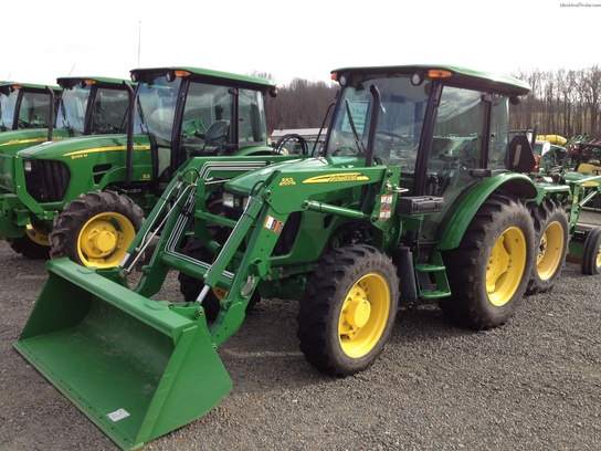 2010 John Deere 5075M