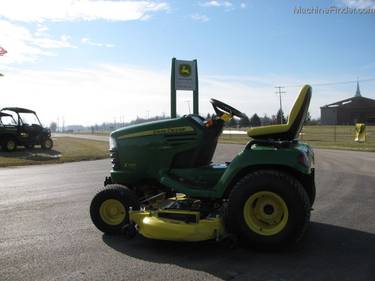2012 John Deere X720
