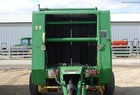  John Deere 335