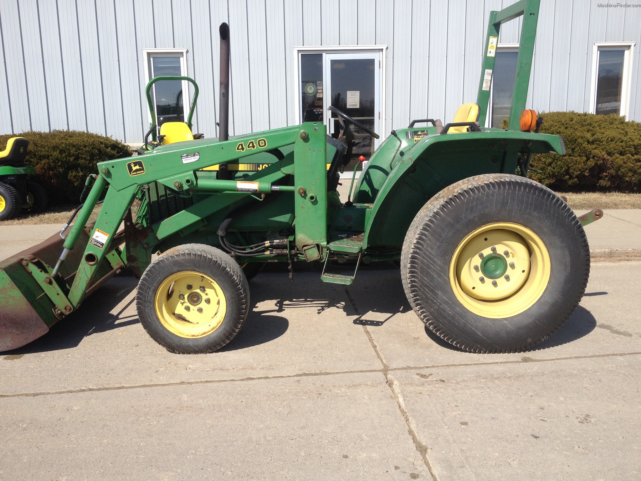 1995 John Deere 1070 Tractors Compact (140hp.) John Deere