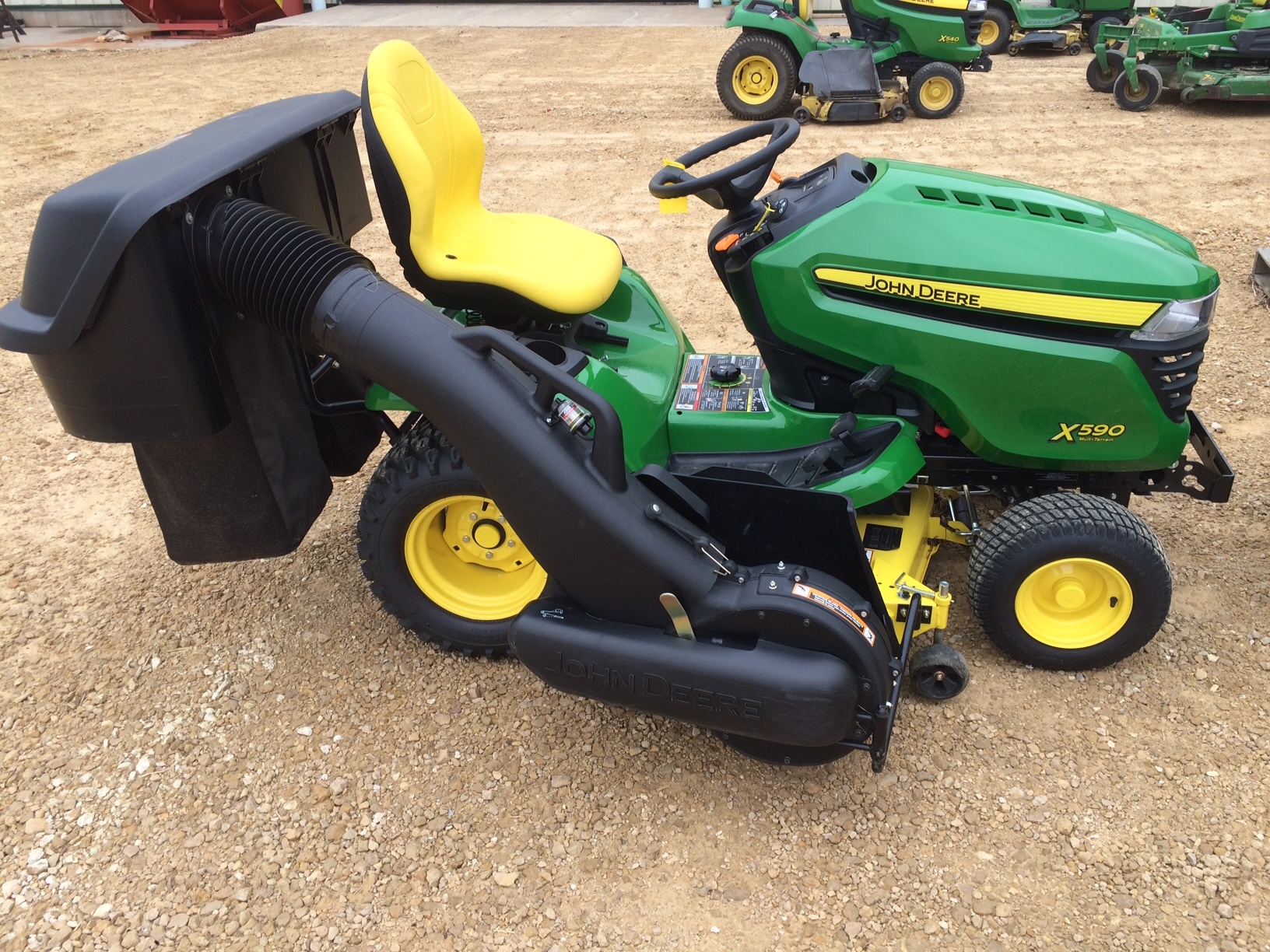 John Deere X590 Lawn & Garden Tractors for Sale [57065]