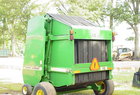 2001 John Deere 567