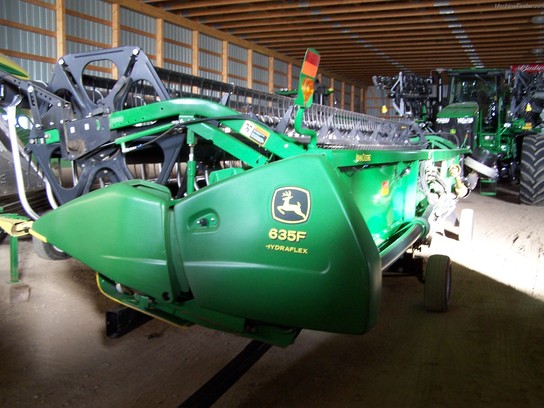 2007 John Deere 635F