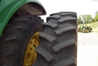  John Deere 8130