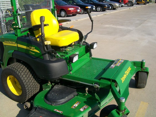 2010 John Deere 997