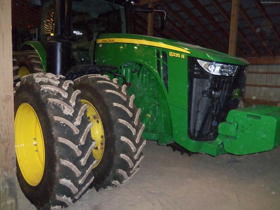 2012 John Deere 8335R