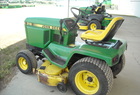 1985 John Deere 318