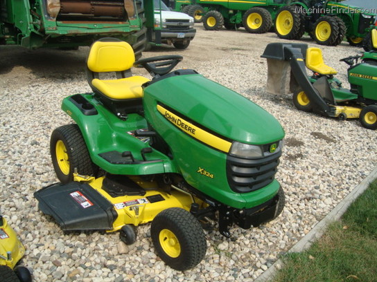 2010 John Deere X324
