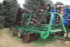  John Deere 235