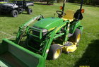 2006 John Deere 2305