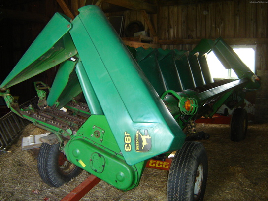 1996 John Deere 893