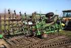 2005 John Deere 2210