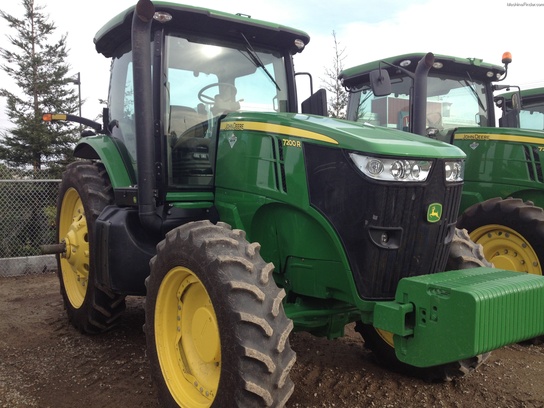 2012 John Deere 7200R