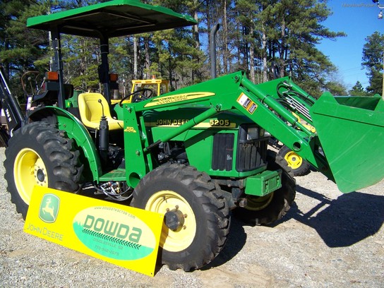 2002 John Deere 5205