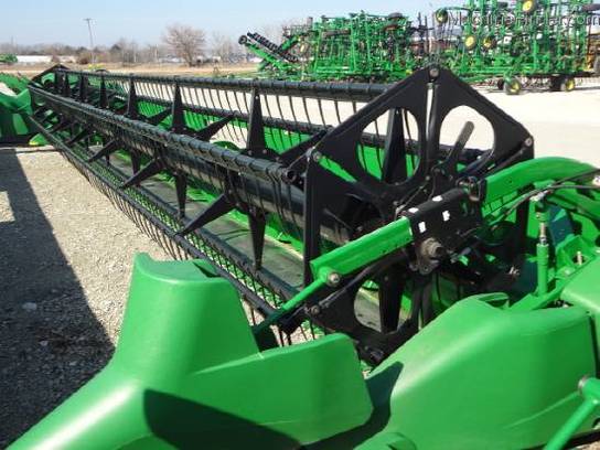 2010 John Deere 635F