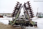  John Deere 235