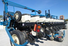 2003 Kinze 3600