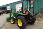 2011 John Deere 3032E
