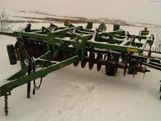 2008 John Deere 714