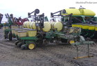  John Deere 7000