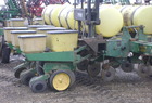  John Deere 7000
