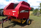 2005 New Holland BR780