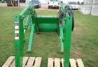 2004 John Deere 740