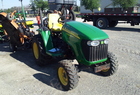 2005 John Deere 3320