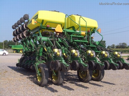 2005 John Deere 1790
