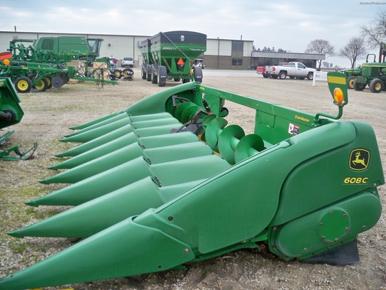 2008 John Deere 608
