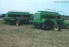 2001 John Deere 1560