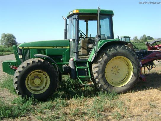 2001 John Deere 7410