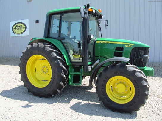 2011 John Deere 6430