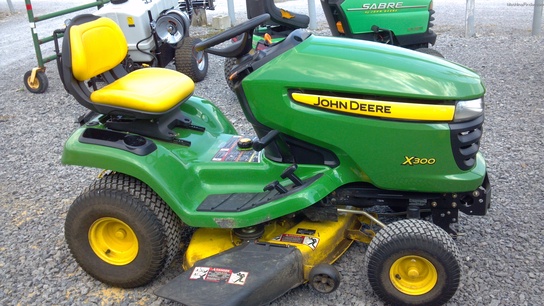 2007 John Deere X300