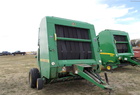1997 John Deere 566