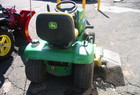 2002 John Deere LX277